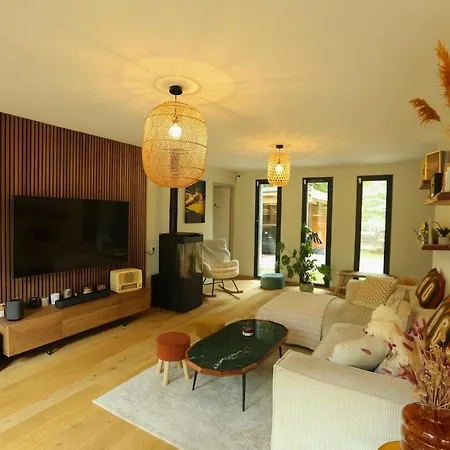 Maison Bois En Lisiere De Foret Cadre Idyllique